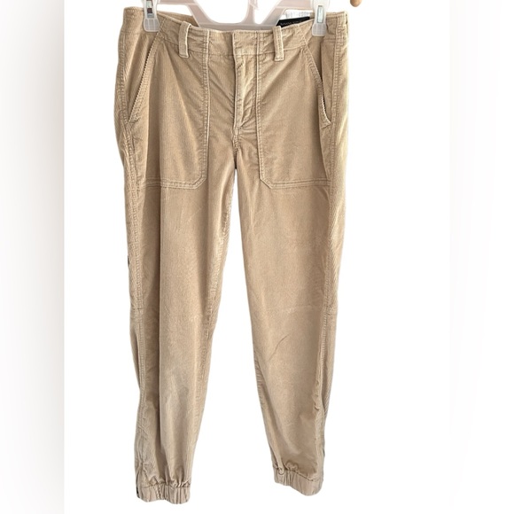 Banana Republic Pants - Banana Republic soft beige/tan corduroy utility/jogger pants. Cotton. Size 4.